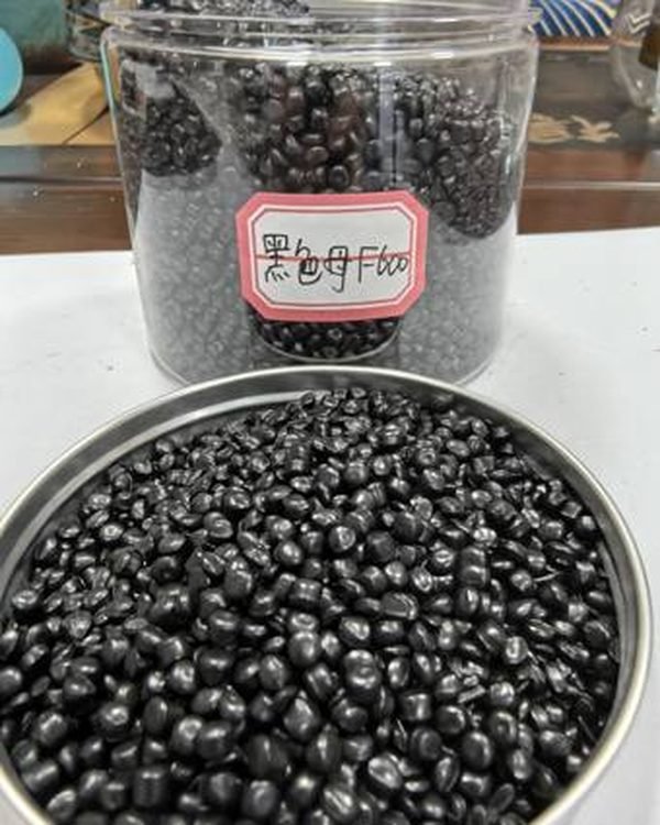 黑色F600
